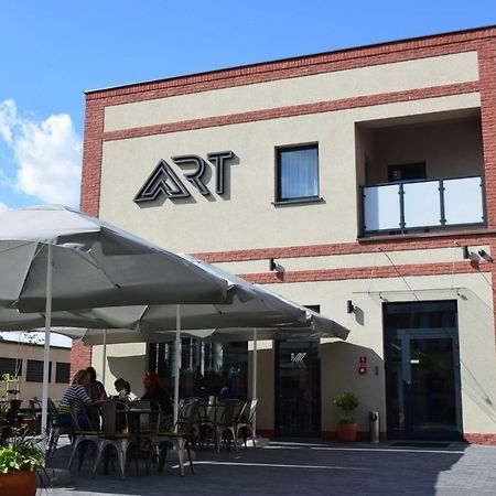Art Pensjonat Krotoszyn Exterior foto